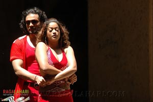 Akshaya Movies(Sri Murali, Deepu) - On The Sets With Mumaith Khan