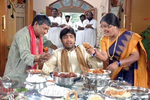 Venu, Allari Naresh, Parvathi Melton, Mallika Kapoor