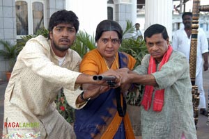 Venu, Allari Naresh, Parvathi Melton, Mallika Kapoor