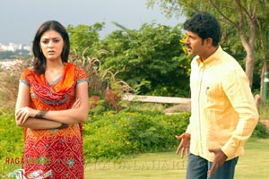 Venu, Allari Naresh, Parvathi Melton, Mallika Kapoor