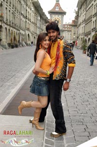 Venu, Allari Naresh, Parvathi Melton, Mallika Kapoor