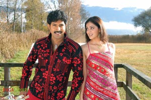 Venu, Allari Naresh, Parvathi Melton, Mallika Kapoor