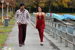 Venu, Allari Naresh, Parvathi Melton, Mallika Kapoor