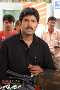 Venu, Allari Naresh, Parvathi Melton, Mallika Kapoor