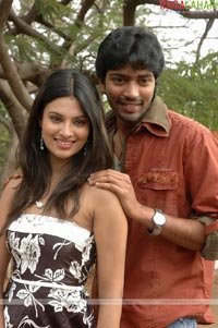 Allari Naresh-Sayaali Bhagat Film Muhurat