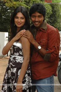 Allari Naresh-Sayaali Bhagat Film Muhurat