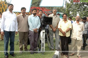 Allari Naresh-Sayaali Bhagat Film Muhurat