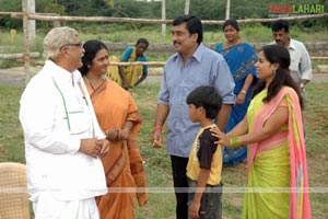 Brahmaji, Raghubabu, Jeeva, Vijaya Chandar