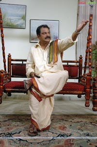 Brahmaji, Raghubabu, Jeeva, Vijaya Chandar