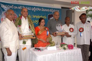 Akkineni presents Adurthi Award to K.Vishwanath