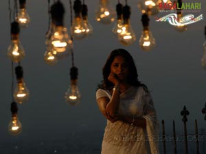 Anushka From Lakshyam