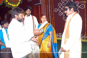 Allari Naresh, Krishna Bhagwan, Farzana