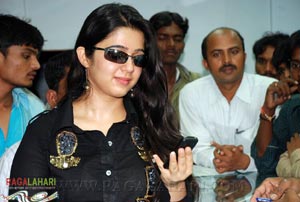 Charmi Inagurates Big C @ Kurnool