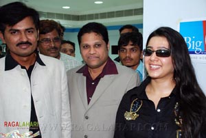 Charmi Inagurates Big C @ Kurnool