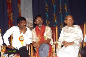 Athreya Award 2007 to Chandrabose