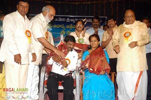 Athreya Award 2007 to Chandrabose
