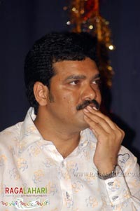 Athreya Award 2007 to Chandrabose