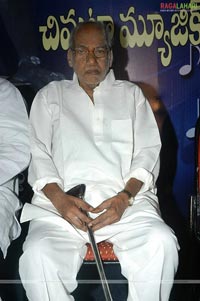 JV Raghavulu Felicitated by Chimatamusic.com