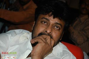 Chiranjeevi at Nenu Saitham by Right Eye 