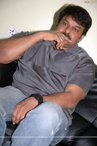 Chiru apologises Rajasekhar at his House