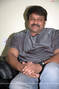 Chiru apologises Rajasekhar at his House