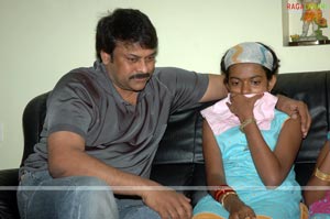 Chiru apologises Rajasekhar at his House