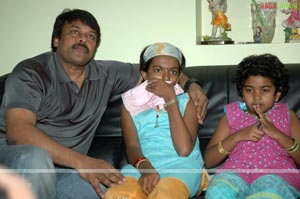 Chiru apologises Rajasekhar at his House