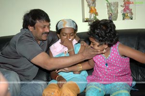 Chiru apologises Rajasekhar at his House