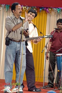 Sumanth, Sharwanand, Sada, Kamalinee Mukherji