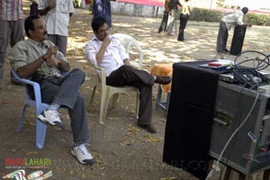 Sumanth, Sharwanand, Sada, Kamalinee Mukherji