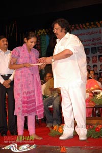 Dasari Felicitates 148 Telugu Film Directors