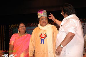 Dasari Felicitates 148 Telugu Film Directors