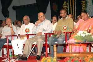 Dasari Felicitates 148 Telugu Film Directors