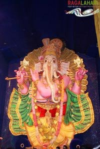 India's Biggest Ganesh Idol by Vizag Defence Academy (44 Feet)