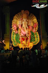 India's Biggest Ganesh Idol by Vizag Defence Academy (44 Feet)