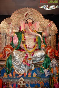 India's Biggest Ganesh Idol by Vizag Defence Academy (44 Feet)