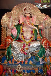 India's Biggest Ganesh Idol by Vizag Defence Academy (44 Feet)