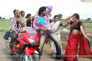 Allari Naresh, Sharwanand, Kamalini Mukherji