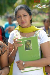 Gopika From Veedu Maamulodu Kaadu