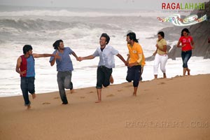 Varun, Sandesh, Nikhil, Raahul, Vamsee Krishna, Gayatri Rao, Monali Chowdary, Sonia