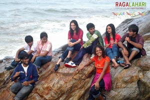 Varun, Sandesh, Nikhil, Raahul, Vamsee Krishna, Gayatri Rao, Monali Chowdary, Sonia