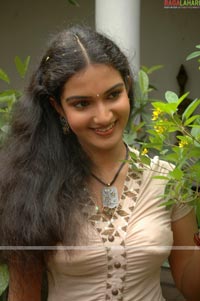 Honey Rose