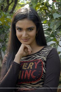 Honey Rose at Aalayam Sets