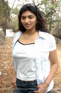 Sexy Keerthi