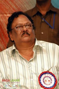 Krishnamraju Felicitated with SV Rangarao Swarnakankanam