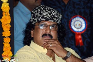 Krishnamraju Felicitated with SV Rangarao Swarnakankanam