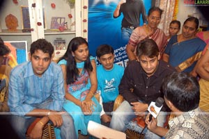 Mahesh Babu Meets Thumsup-Mahesh Babu Contest Winners