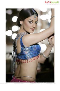  Actress Mahi Vij Portfolio