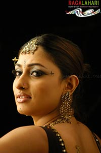 Maalavika