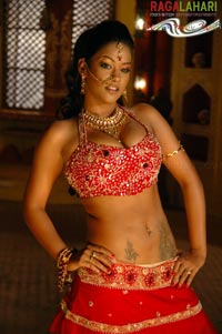 Mumaith Khan